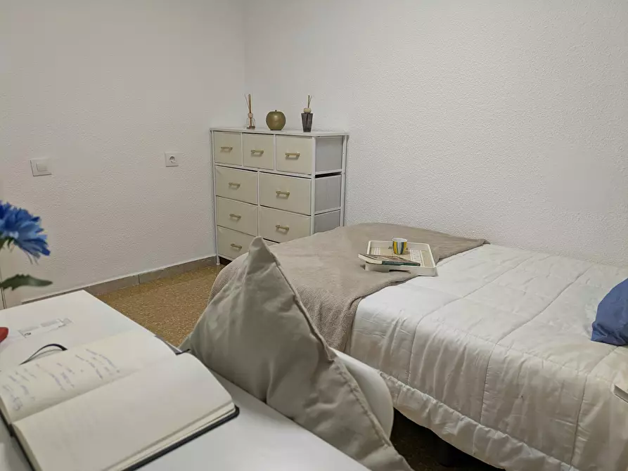 Immagine 4 di Camera in affitto  in Carrer de Lleida a Valencia