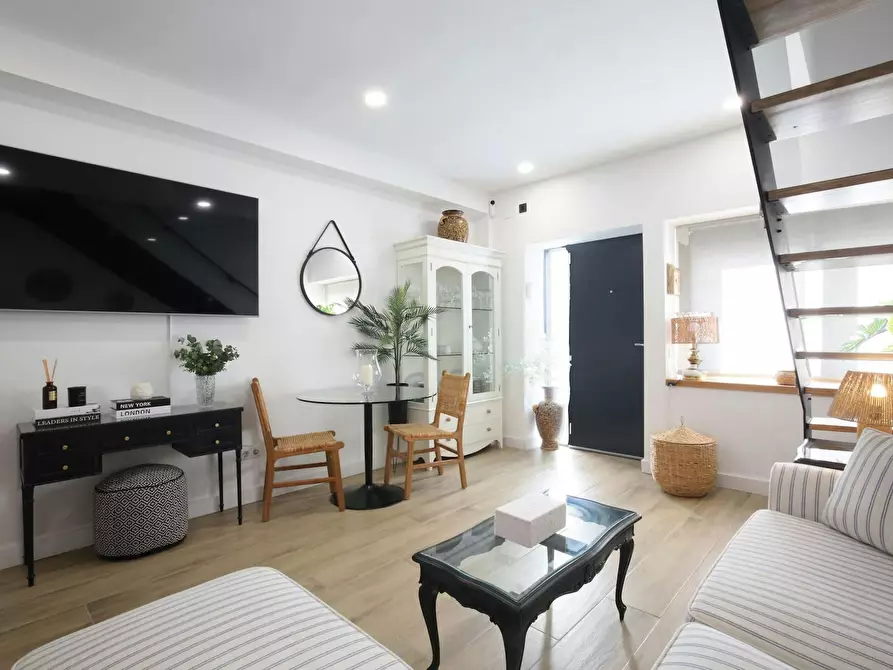 Immagine 5 di Appartamento in affitto  in Calle de Cadalso de los Vidrios a Madrid