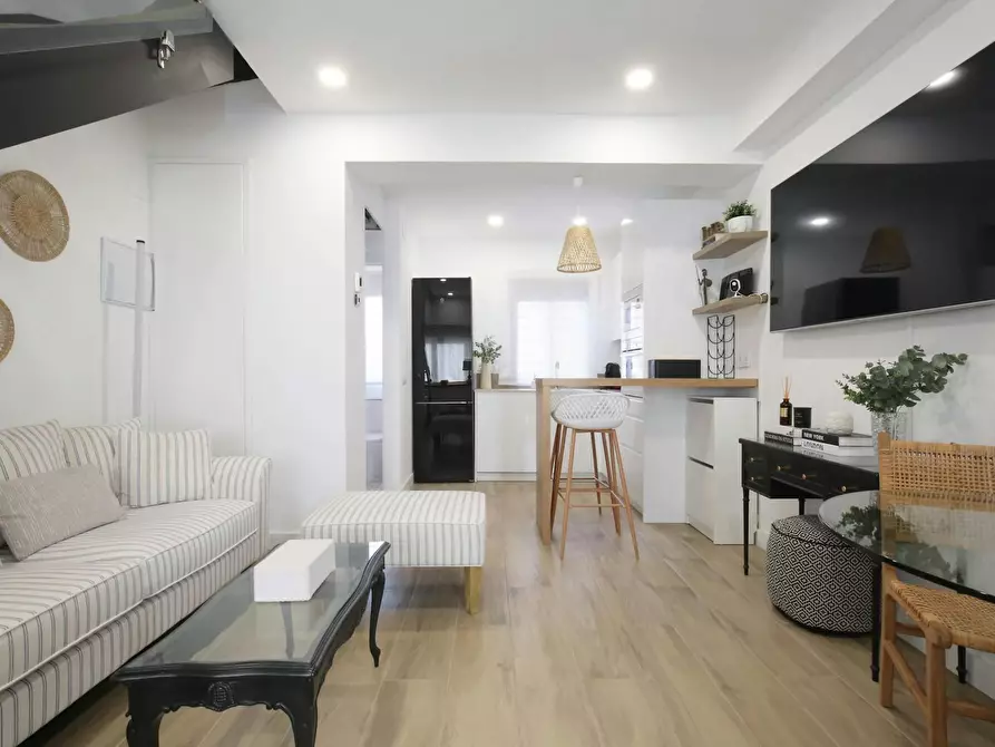 Immagine 3 di Appartamento in affitto  in Calle de Cadalso de los Vidrios a Madrid