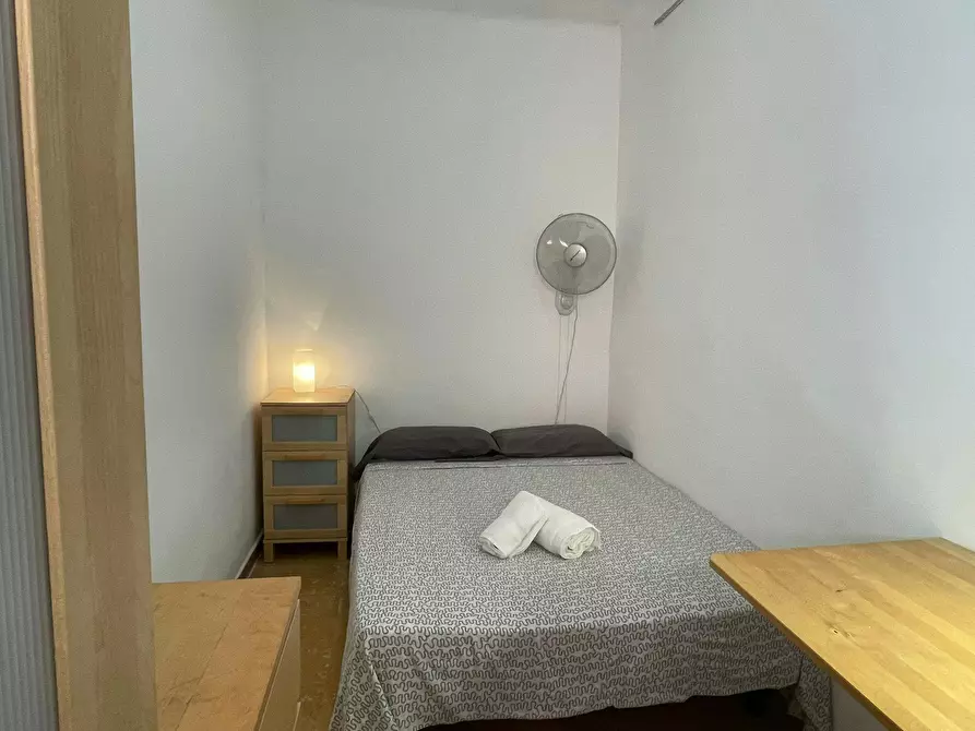 Immagine 1 di Camera in affitto  in Carrer de Terol a Barcelona