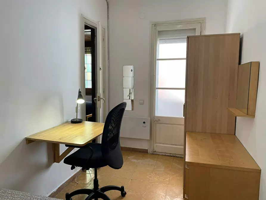 Immagine 2 di Camera in affitto  in Carrer de Terol a Barcelona