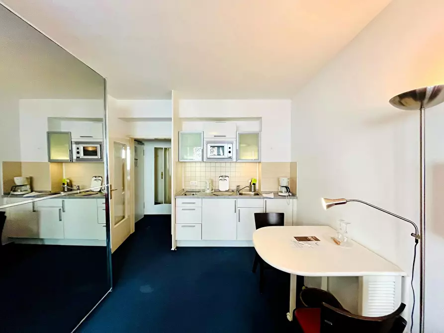 Immagine 4 di Appartamento in affitto  in Feuerbachstraße a Frankfurt am Main