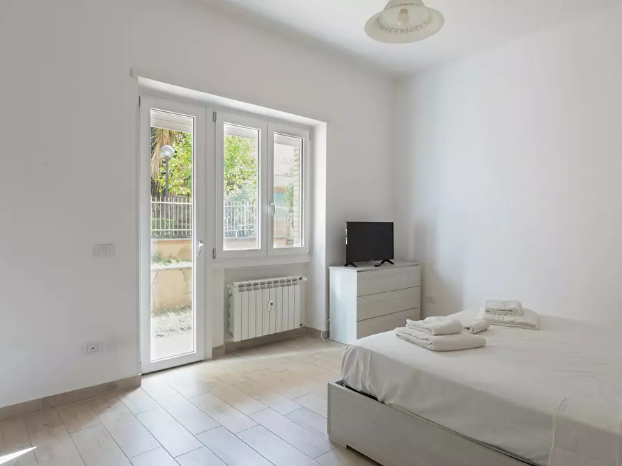 Immagine 1 di Appartamento in affitto  in Via Pietro Adami a Roma