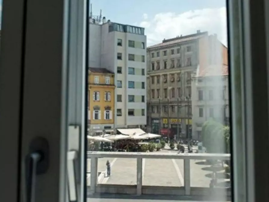Immagine 4 di Appartamento in affitto  in Piazza Carlo Goldoni a Trieste