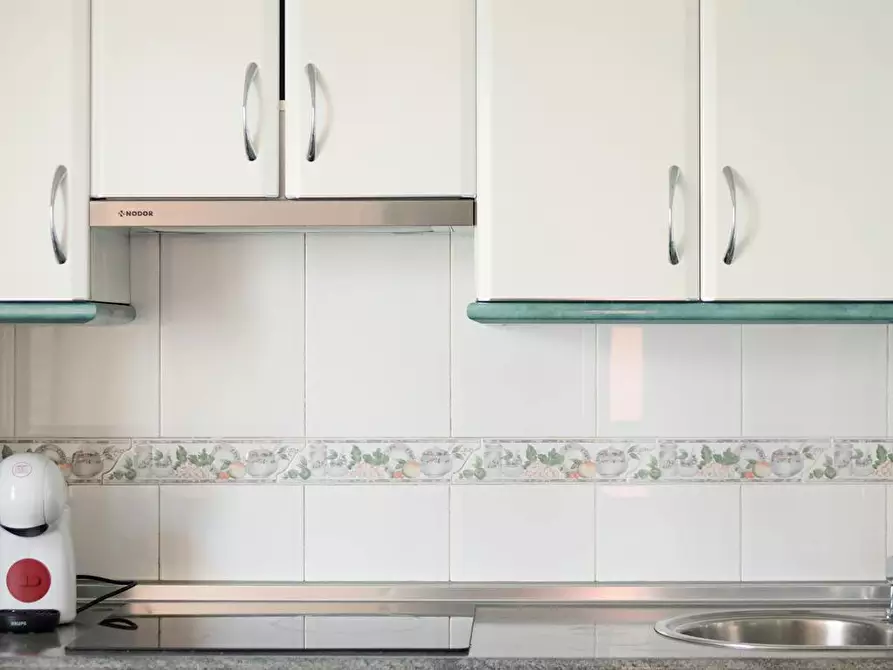 Immagine 8 di Camera in affitto  in Iturribide Kalea a Bilbao