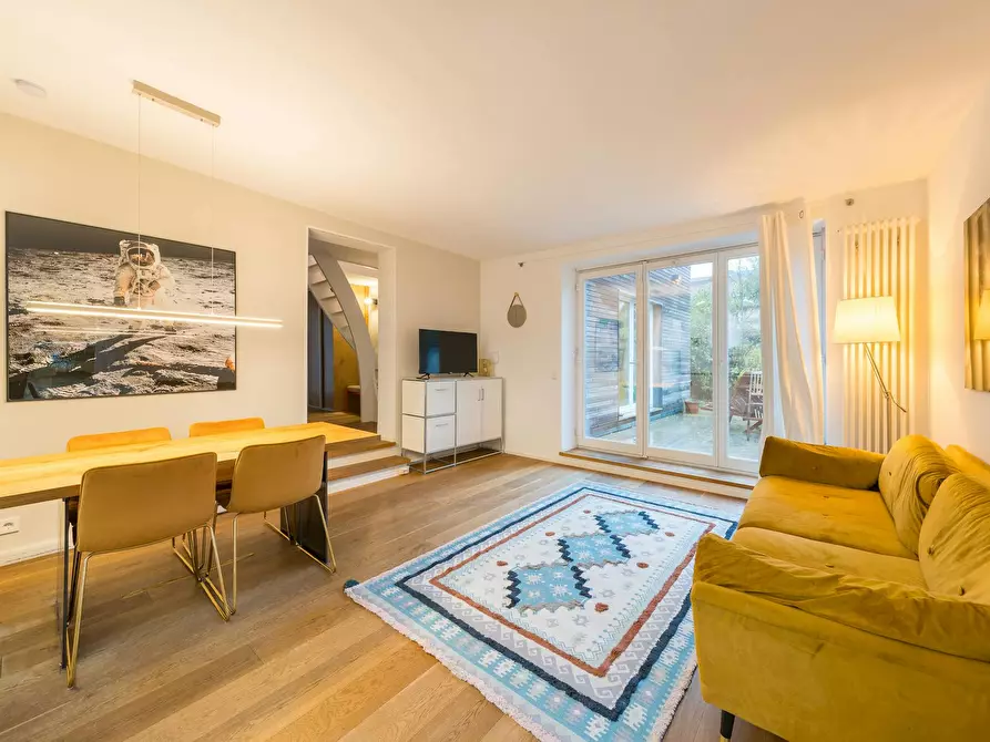 Immagine 1 di Casa indipendente in affitto  in Alsenstraße a Berlin