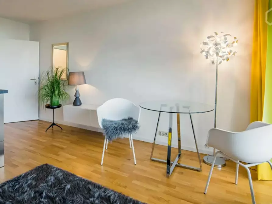 Immagine 5 di Appartamento in affitto  in Franziskanerstraße a München