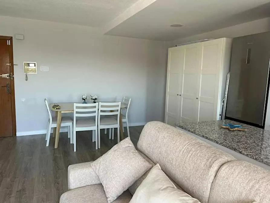 Immagine 3 di Appartamento in affitto  in Carrer del Doctor Manuel Candela a Valencia