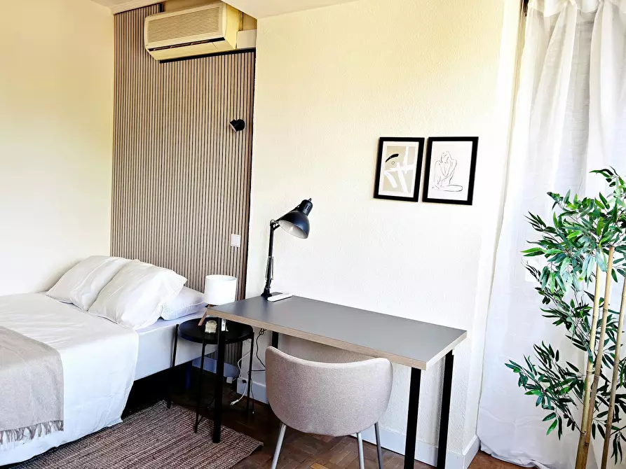 Immagine 7 di Camera in affitto  in Avenida de Valladolid a Madrid