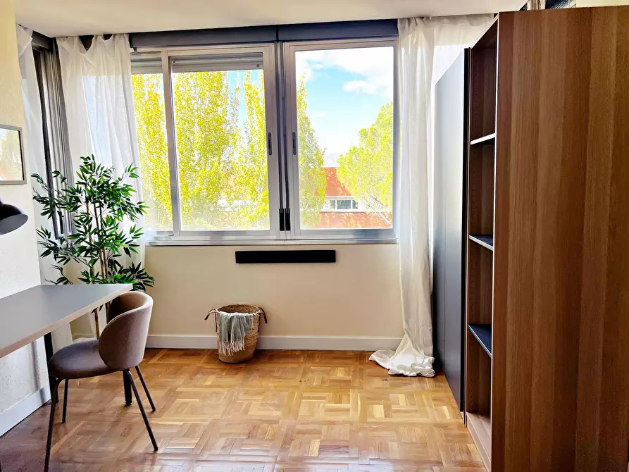 Immagine 4 di Camera in affitto  in Avenida de Valladolid a Madrid