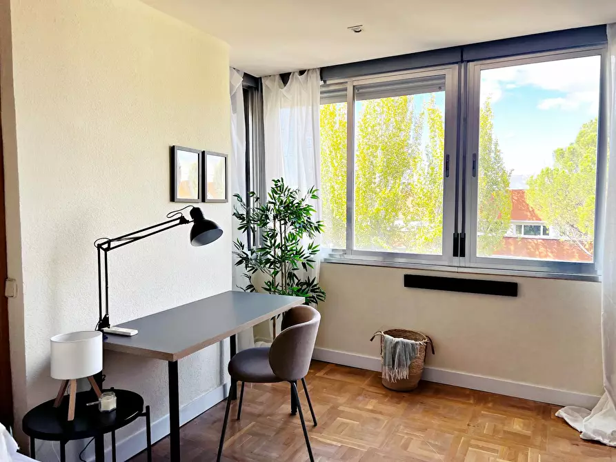 Immagine 3 di Camera in affitto  in Avenida de Valladolid a Madrid