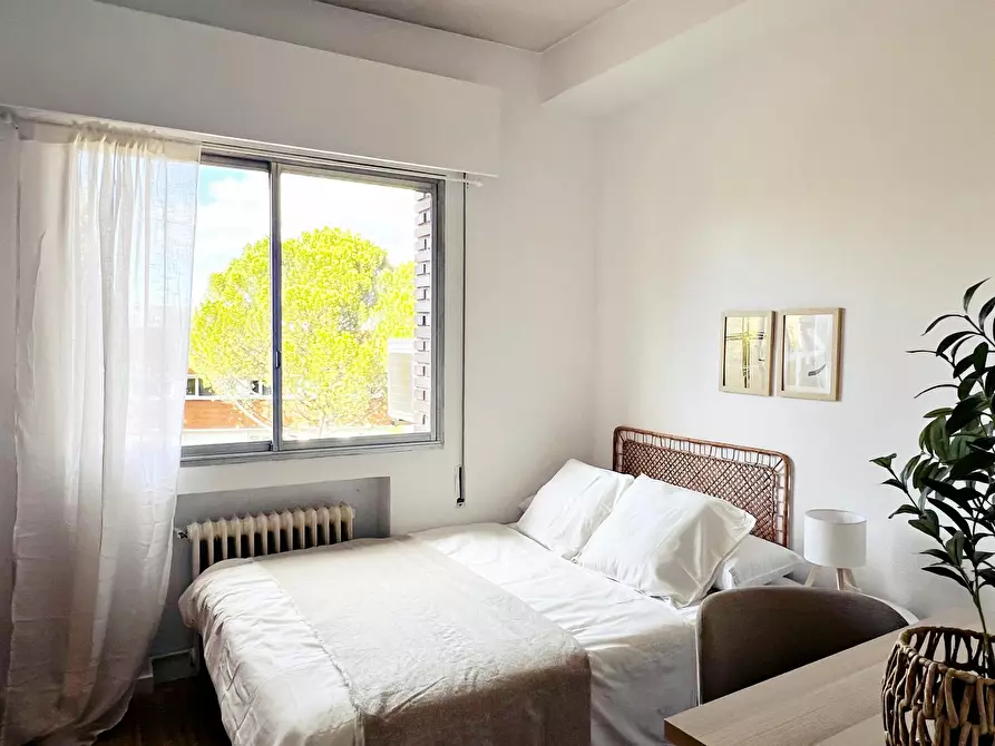 Immagine 1 di Camera in affitto  in Avenida de Valladolid a Madrid