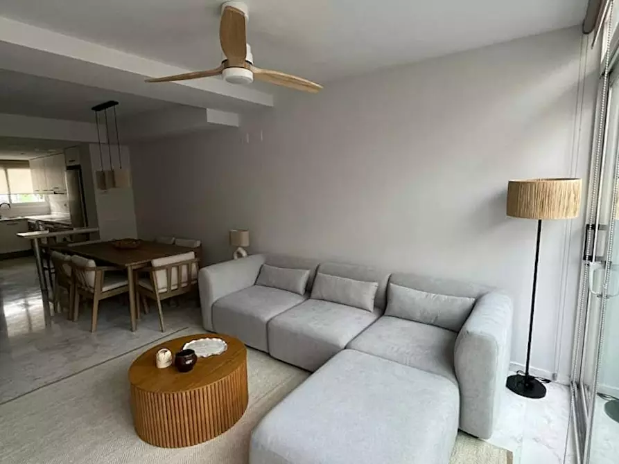 Immagine 4 di Appartamento in affitto  in Carrer Bruselas a Trencal