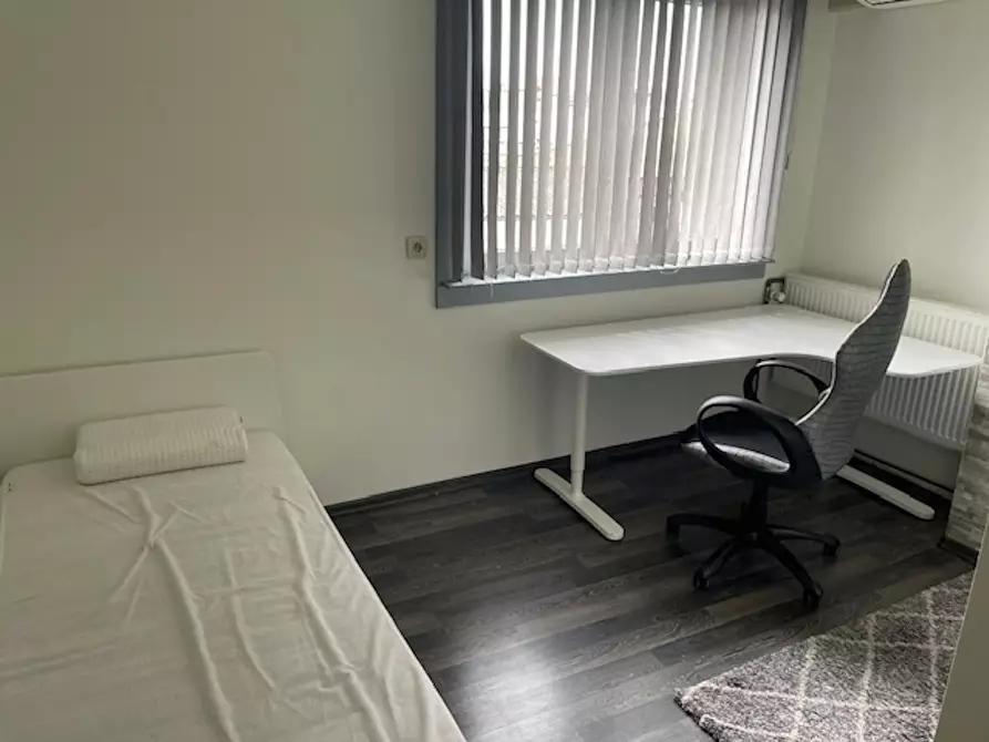 Immagine 1 di Camera in affitto  in Biezenstuk a Gent