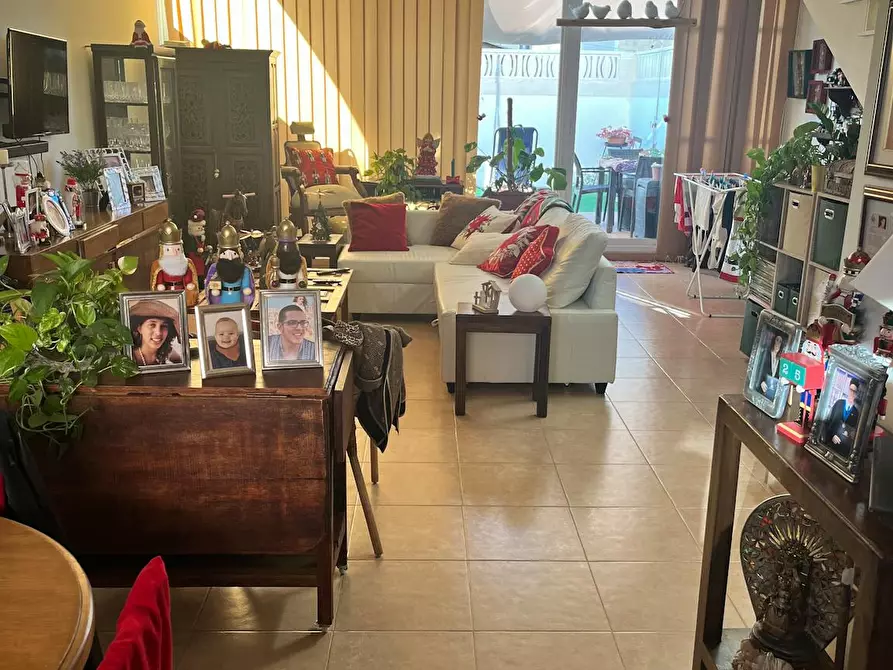 Immagine 4 di Camera in affitto  in Carrer María Egual a Betera