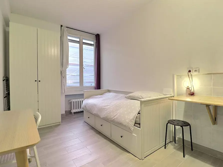 Immagine 1 di Appartamento in affitto  in Rue du Cardinal Lemoine a Paris 05