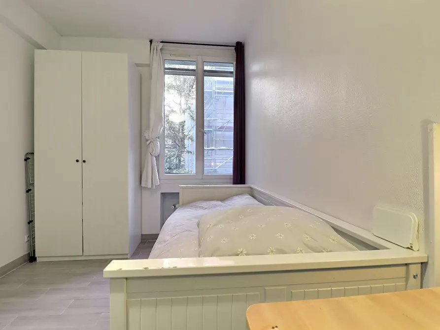 Immagine 3 di Appartamento in affitto  in Rue du Cardinal Lemoine a Paris 05