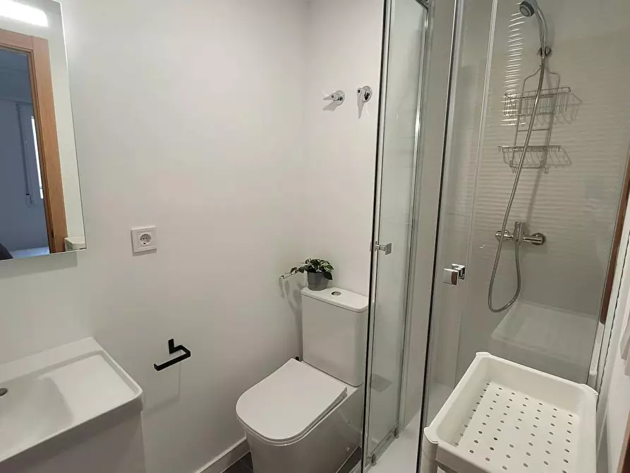 Immagine 5 di Camera in affitto  in Carrer Manfredo Monforte a Catarroja