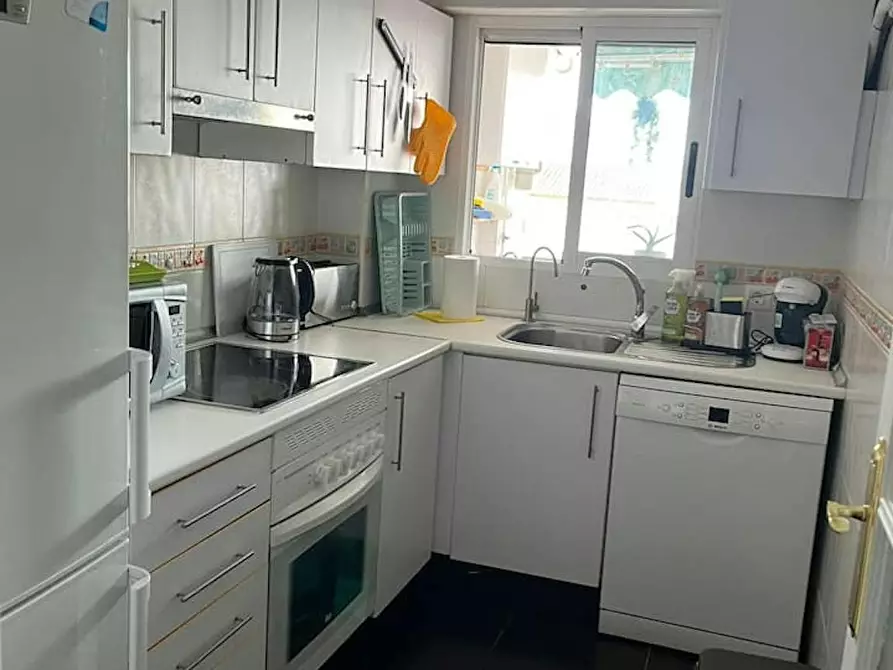 Immagine 7 di Appartamento in affitto  in Carrer Virgen del Losar a Puerto De Sagunto