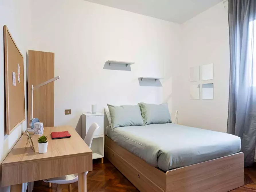 Immagine 5 di Camera in affitto  in Via Valsugana a Milano