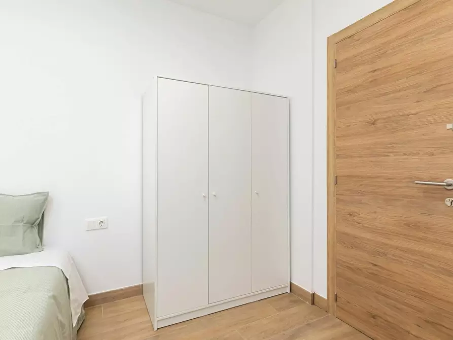 Immagine 4 di Camera in affitto  in Carrer Isabel la Catòlica a Burjassot
