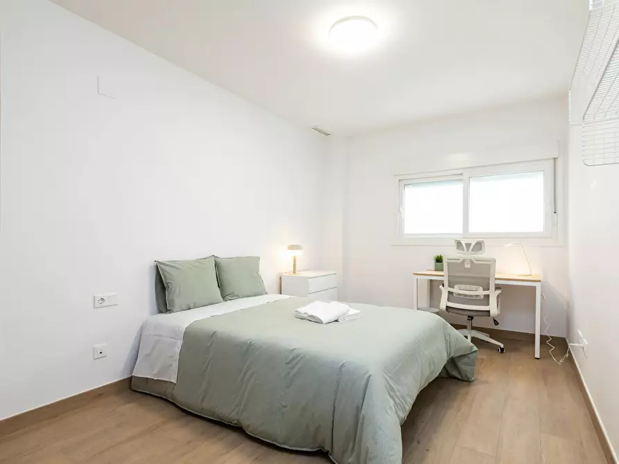 Immagine 3 di Camera in affitto  in Carrer Isabel la Catòlica a Burjassot