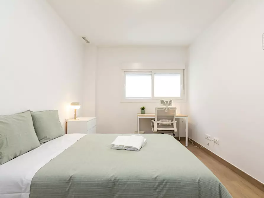 Immagine 1 di Camera in affitto  in Carrer Isabel la Catòlica a Burjassot