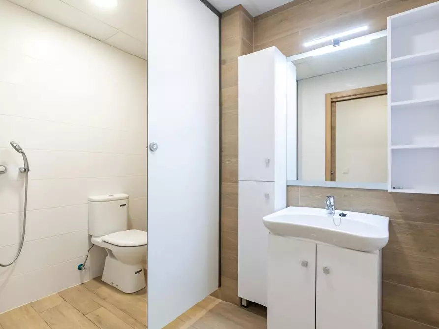 Immagine 6 di Camera in affitto  in Carrer Isabel la Catòlica a Burjassot