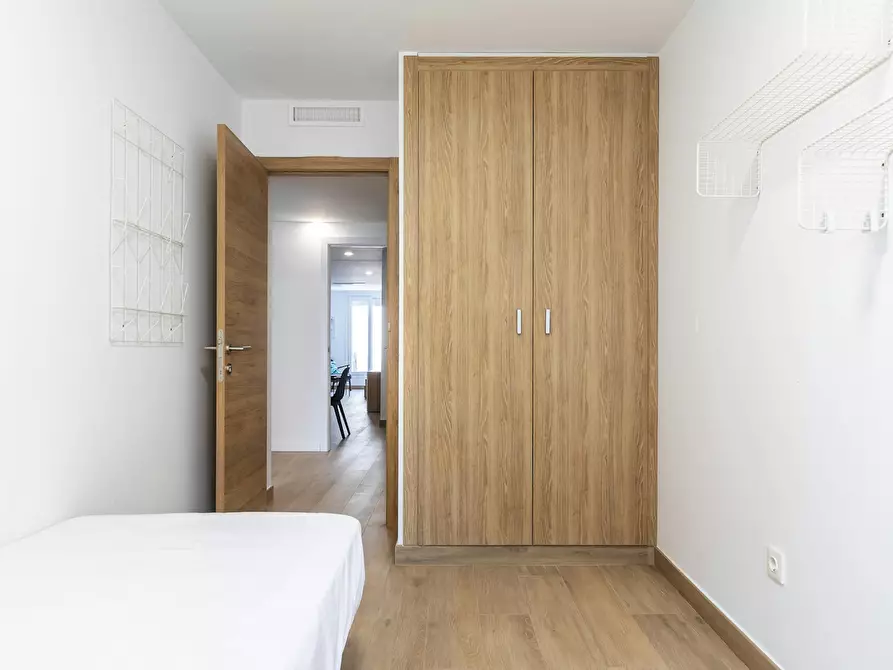 Immagine 3 di Camera in affitto  in Carrer Isabel la Catòlica a Burjassot