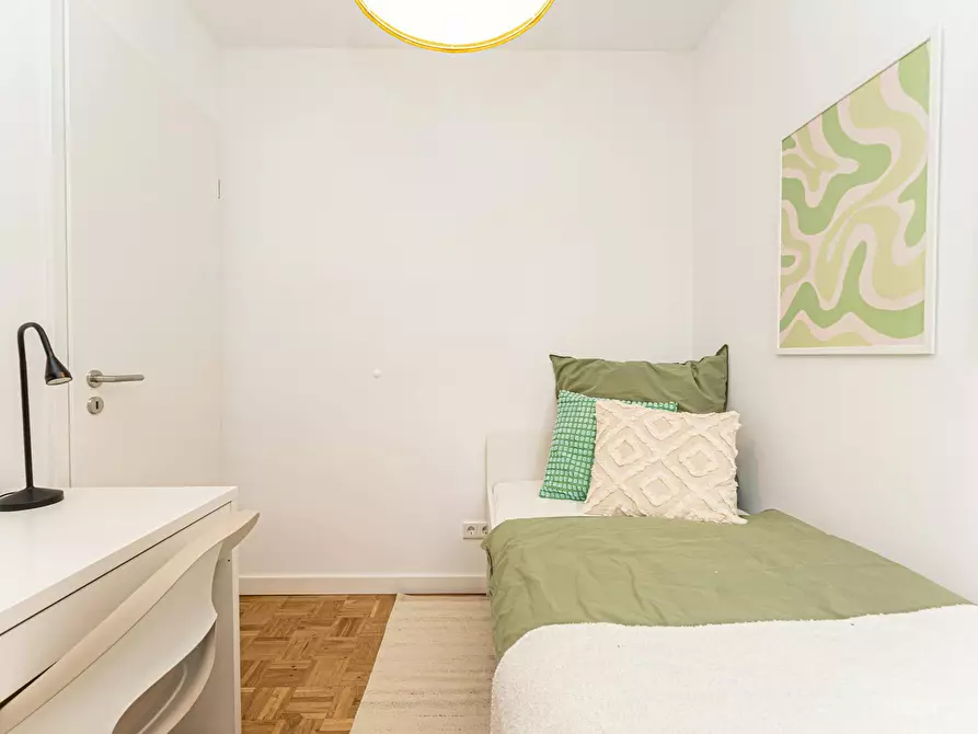 Immagine 2 di Camera in affitto  in Weserstr. a Berlin