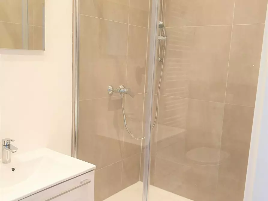 Immagine 6 di Appartamento in affitto  in Am Alten See a Frankfurt am Main