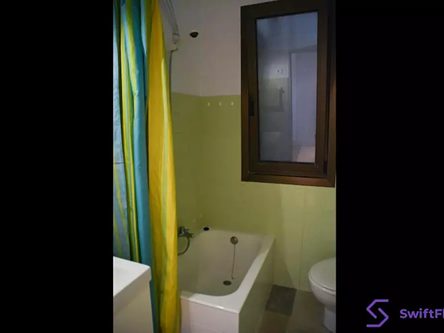 Immagine 10 di Camera in affitto  in Uribarri Kalea a Bilbao