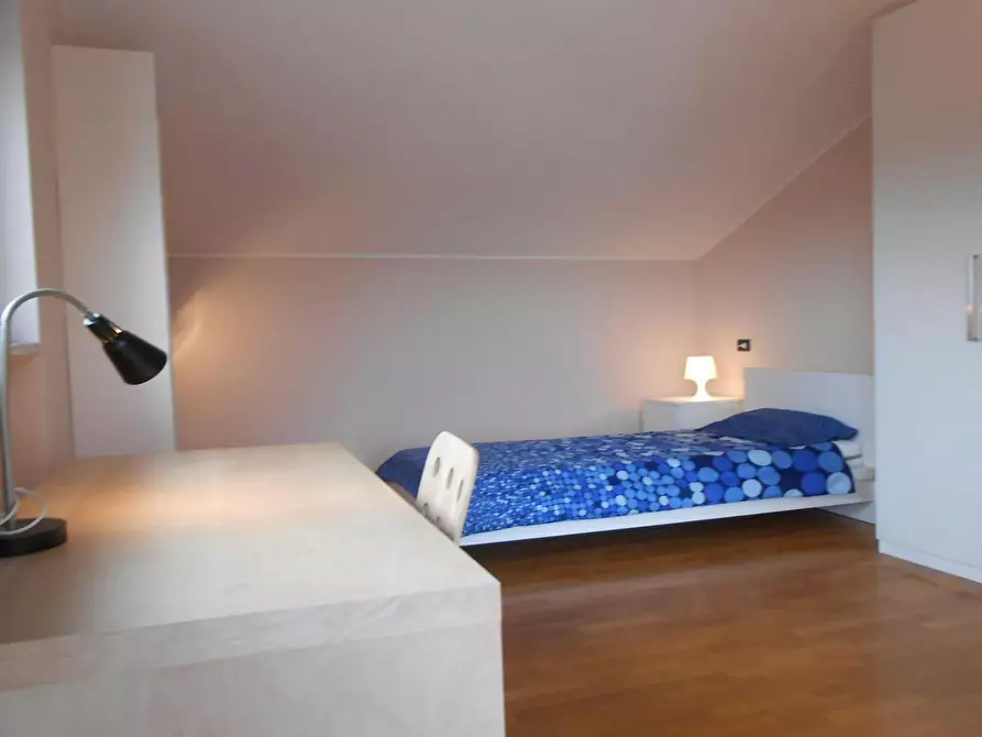 Immagine 1 di Camera in affitto  in Via Luigi Ornato a Milano