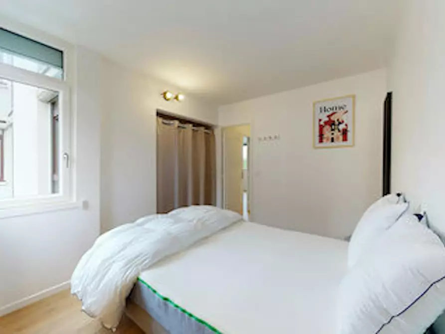 Immagine 6 di Camera in affitto  in Place de l'Égalité a Guyancourt