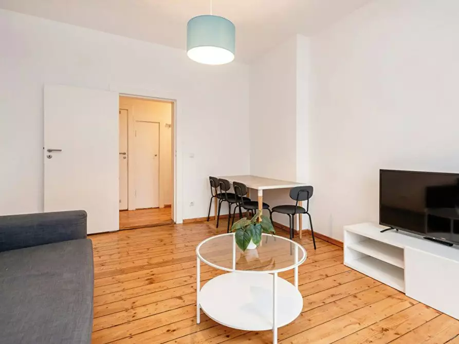 Immagine 1 di Appartamento in affitto  in Mittelstraße a Berlin