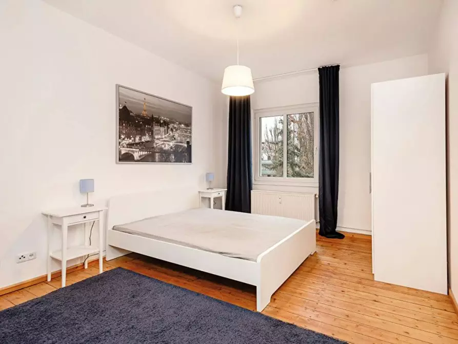 Immagine 8 di Appartamento in affitto  in Mittelstraße a Berlin
