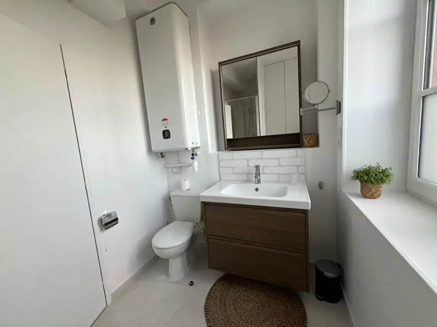 Immagine 6 di Appartamento in affitto  in Montée Saint-Barthélémy a Lyon 05