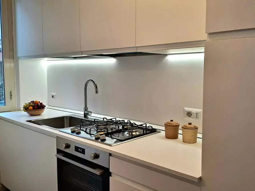 Immagine 9 di Appartamento in affitto  in Via Giovanni Prati a Milano