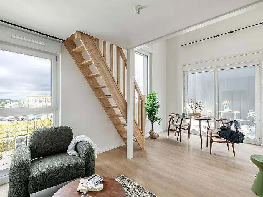 Immagine 5 di Appartamento in affitto  in Rue des Docks Remois a Reims