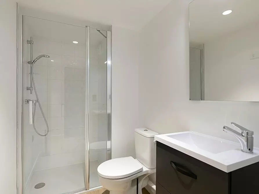 Immagine 3 di Camera in affitto  in Rue des Docks Remois a Reims