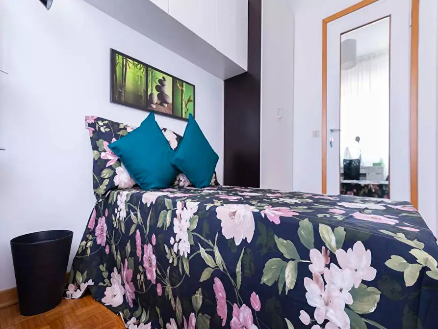 Immagine 3 di Camera in affitto  in Via Privata Poggibonsi a Milano