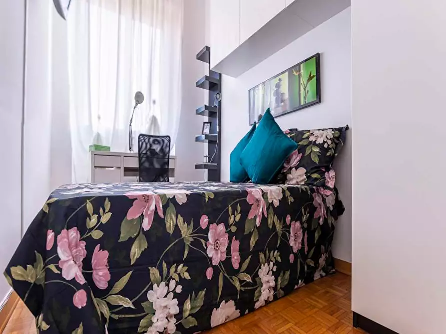 Immagine 2 di Camera in affitto  in Via Privata Poggibonsi a Milano