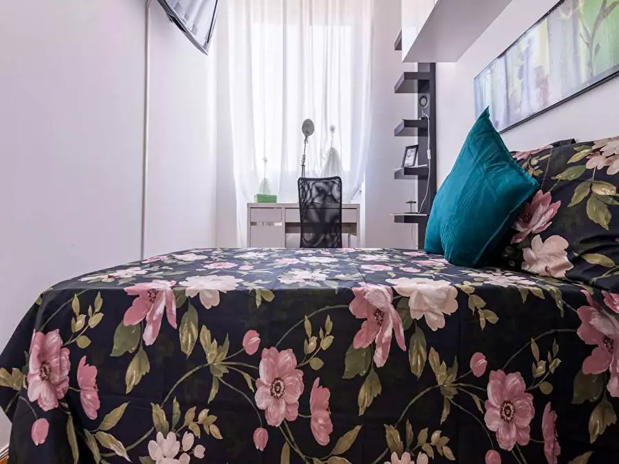 Immagine 5 di Camera in affitto  in Via Privata Poggibonsi a Milano