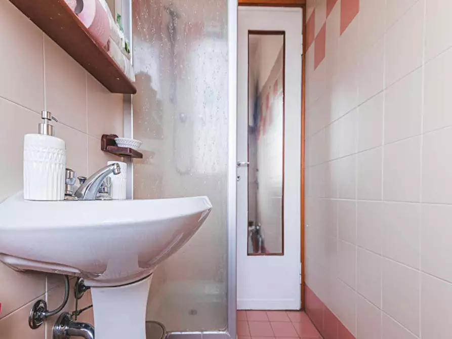 Immagine 10 di Camera in affitto  in Via Privata Poggibonsi a Milano