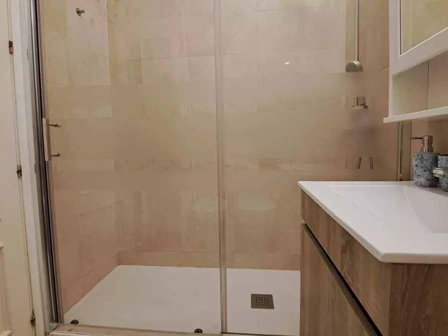 Immagine 9 di Camera in affitto  in Plaza de Isabel II a Madrid