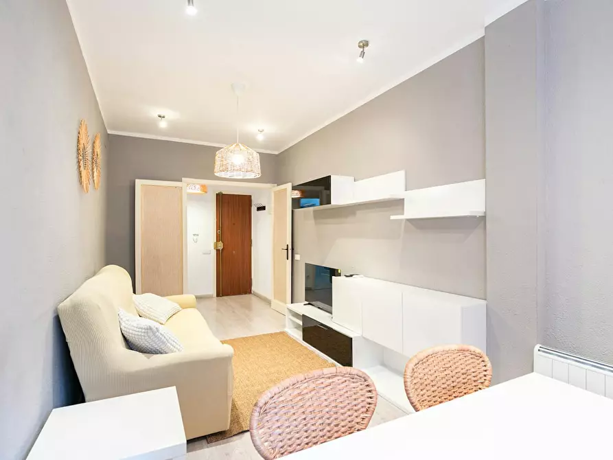 Immagine 8 di Appartamento in affitto  in Carrer de Pavia a Barcelona