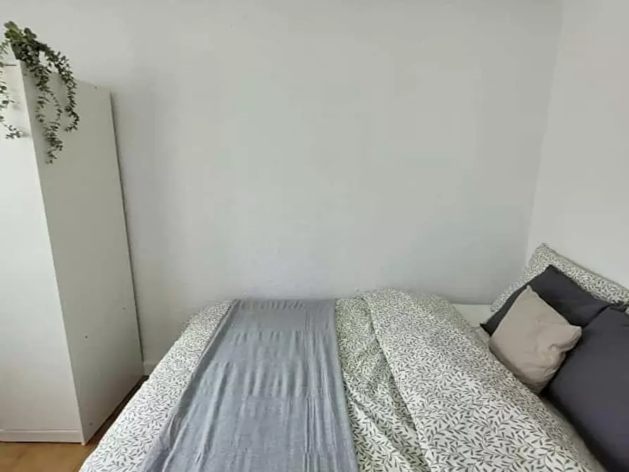 Immagine 10 di Camera in affitto  in Carrer de Sant Fermí a El Realon