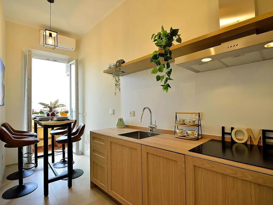 Immagine 9 di Appartamento in affitto  in Via Tripoli a Roma