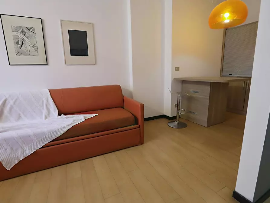 Immagine 7 di Appartamento in affitto  in Via Ippolito Nievo a Milano