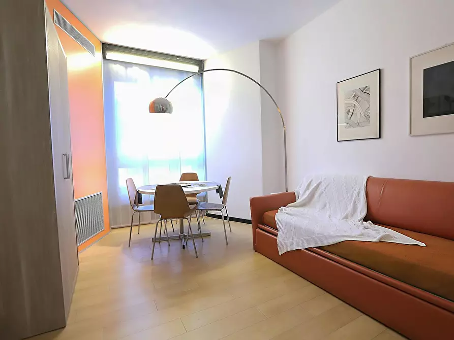 Immagine 3 di Appartamento in affitto  in Via Ippolito Nievo a Milano